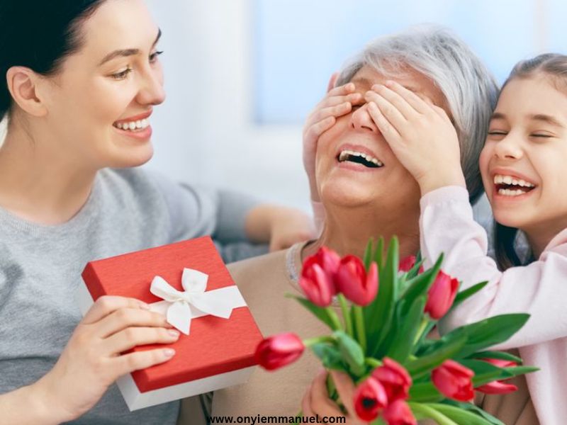 Mothers- Day- Gift- Ideas- for- Grandma