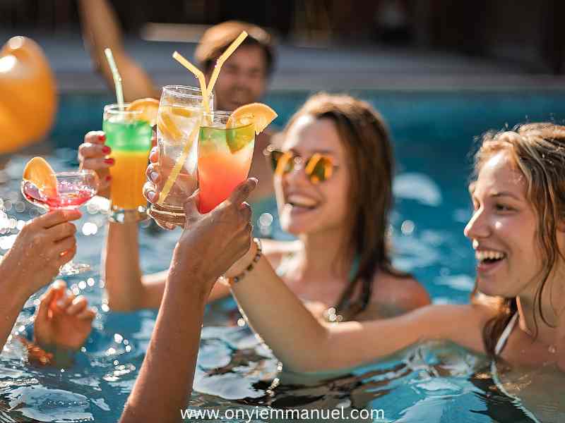 31-Creative-Pool-Party-Themes-To-Try-This-Summer